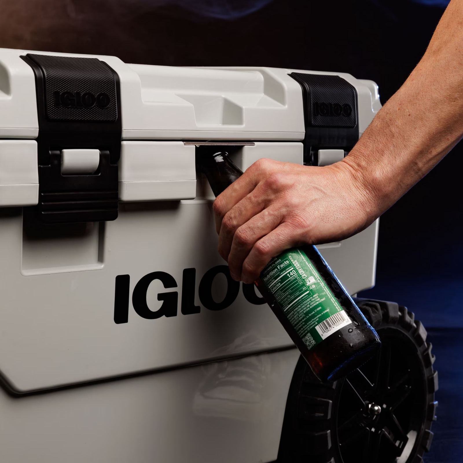 Hielera Igloo 65QT - Imagen 3